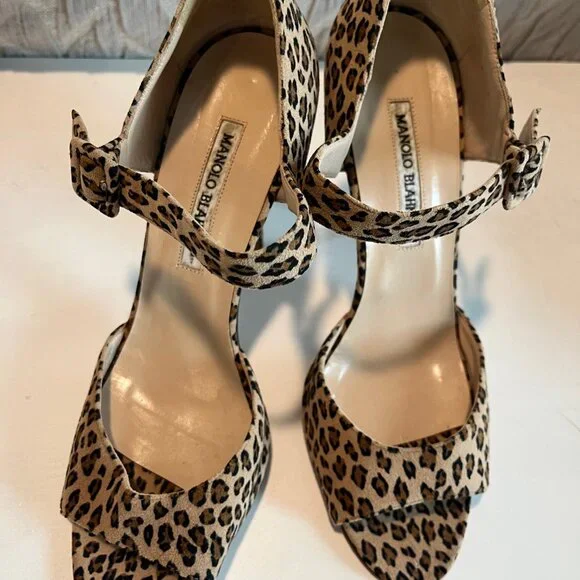 MANOLO BLAHNIK d'Ordsay Leopard Print Peep Toe Ankle Strap Heels - Picture 2 of 5